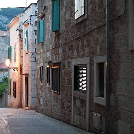 Garden Apartments Komiža Dış mekan fotoğraf